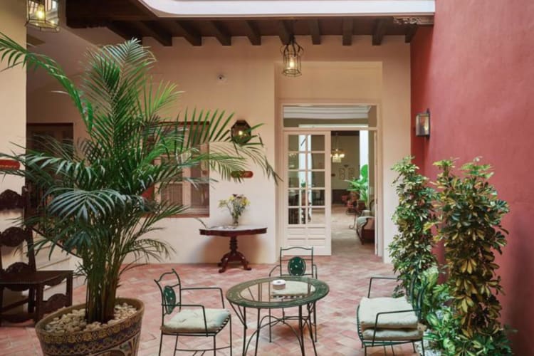Courtyard dining
